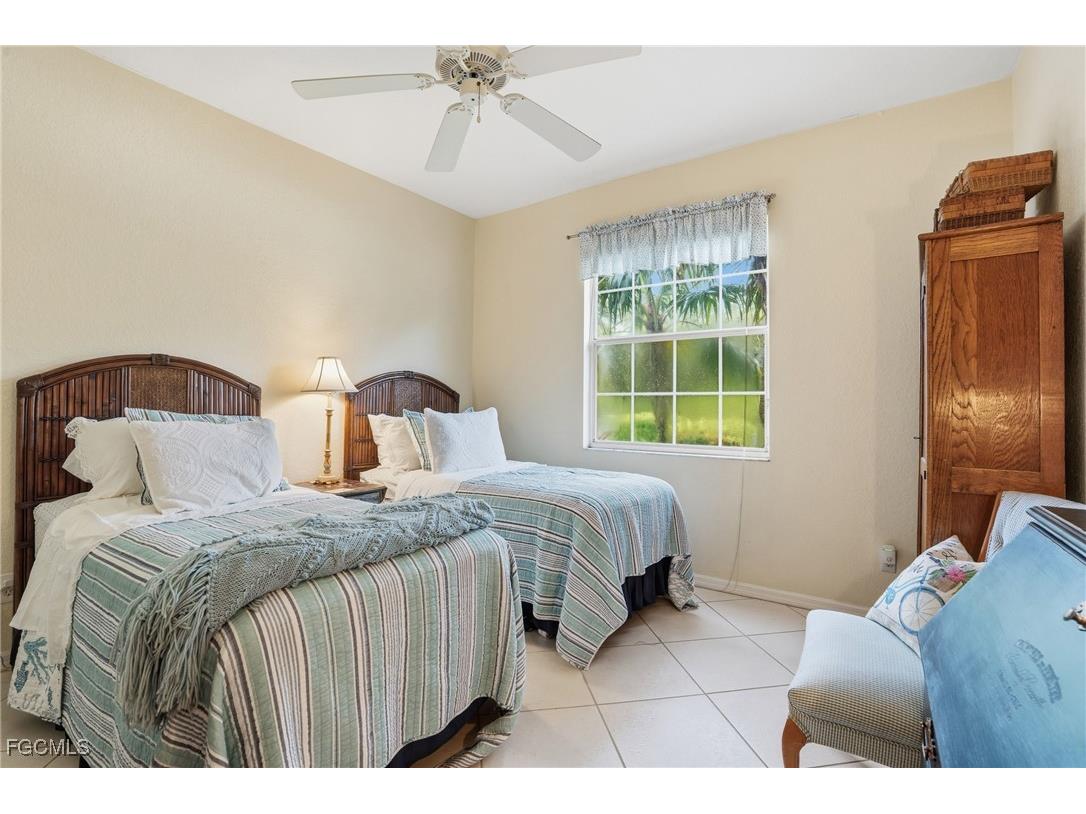 7432 Berkshire Pines Drive Naples FL 34104 2025021895 image22