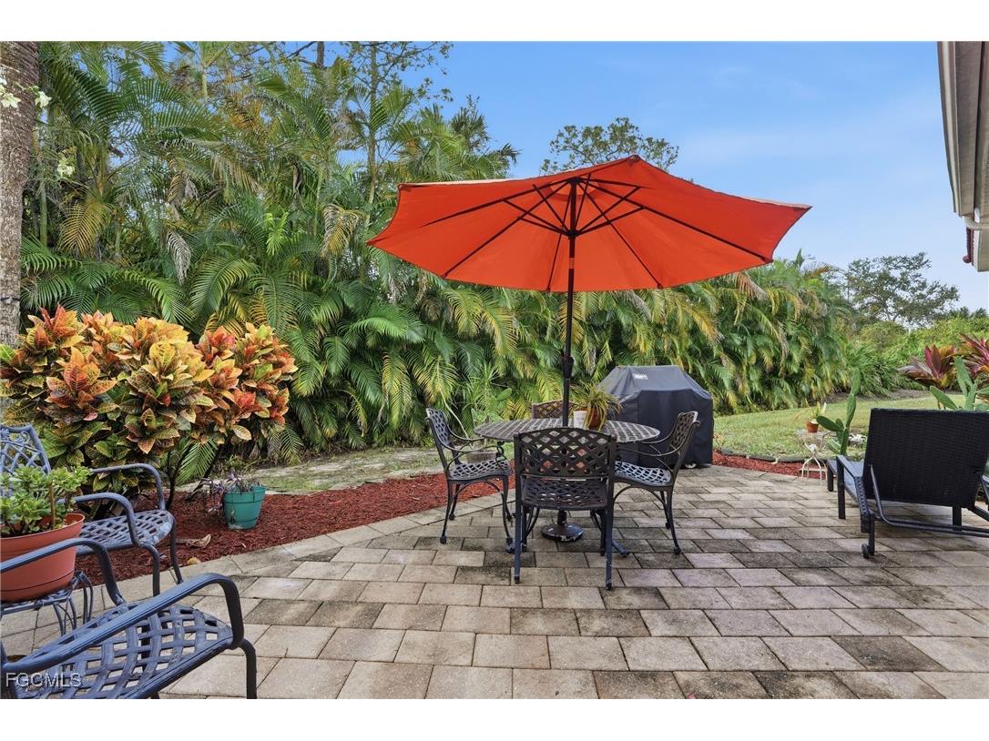 7432 Berkshire Pines Drive Naples FL 34104 2025021895 image31