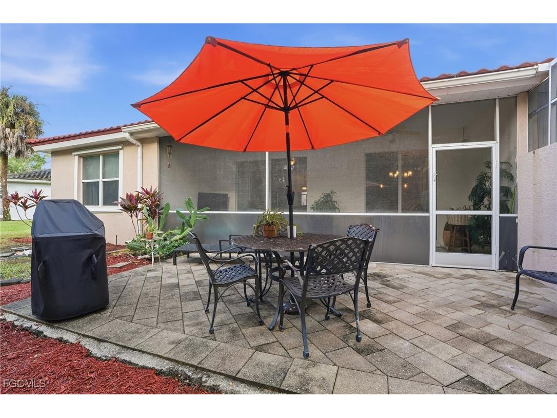 7432 Berkshire Pines Drive Naples FL 34104 2025021895 image32