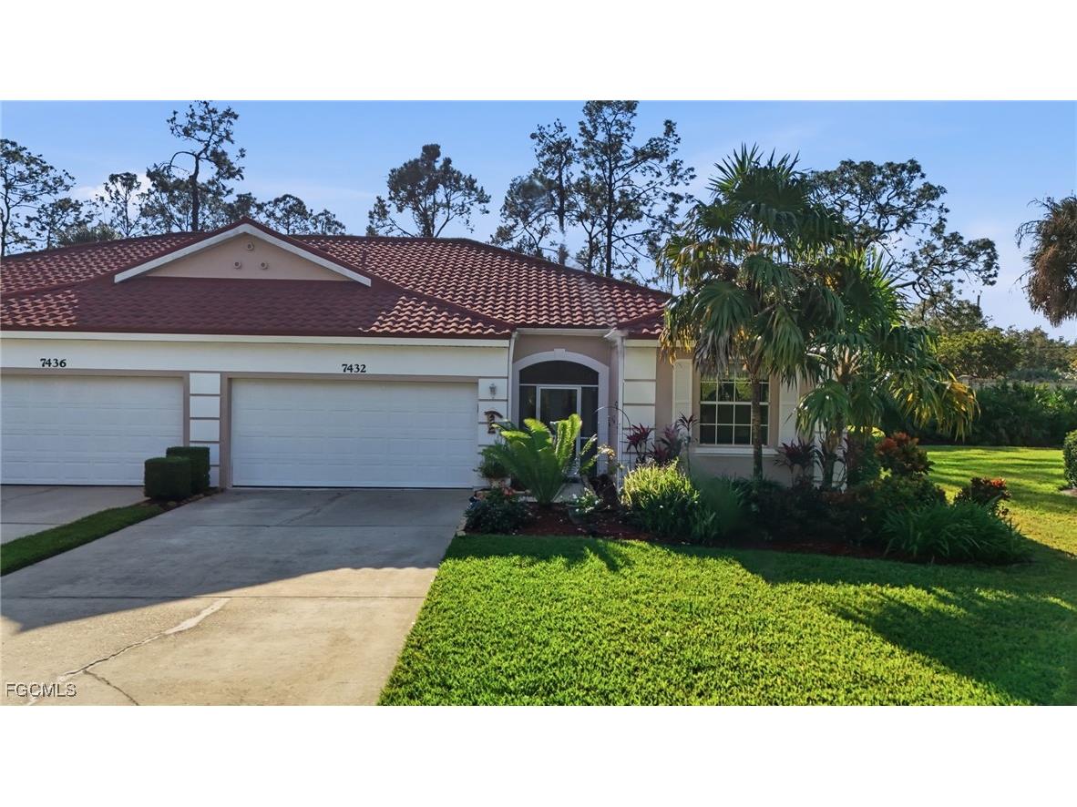 7432 Berkshire Pines Drive Naples FL 34104 2025021895 image35