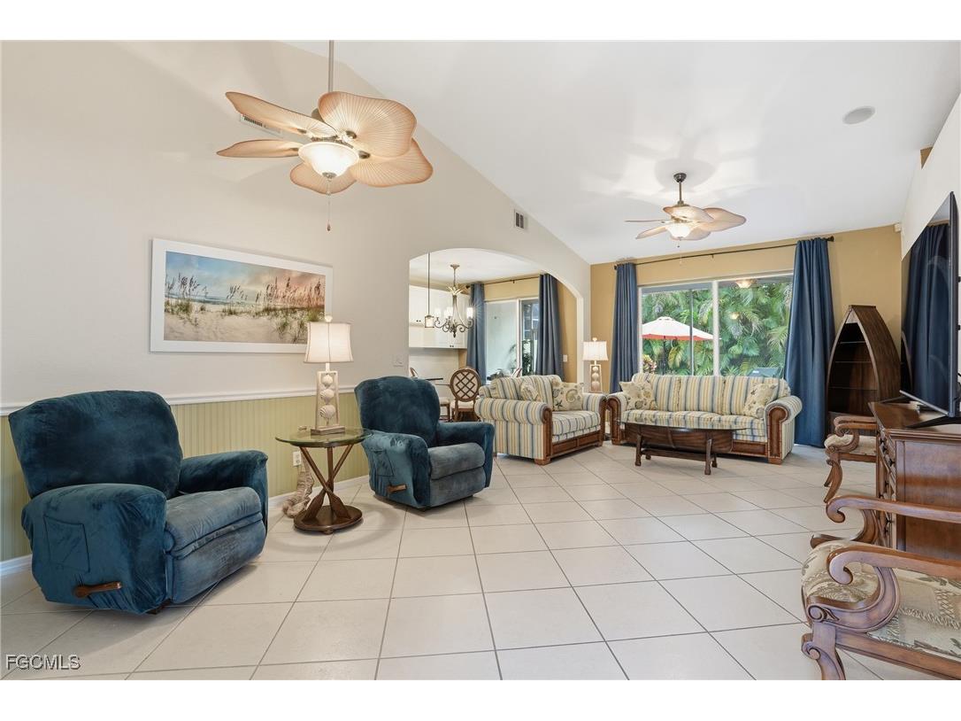 7432 Berkshire Pines Drive Naples FL 34104 2025021895 image5