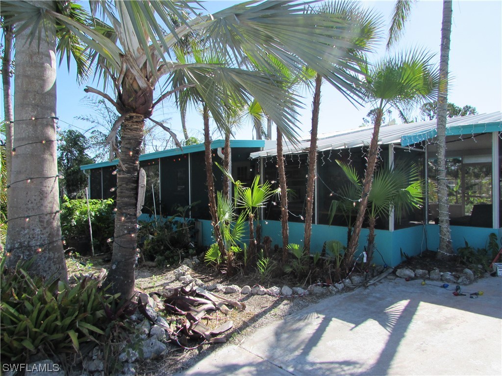 7434 Cares Away Park Circle Bokeelia FL 33922 223044003 image1