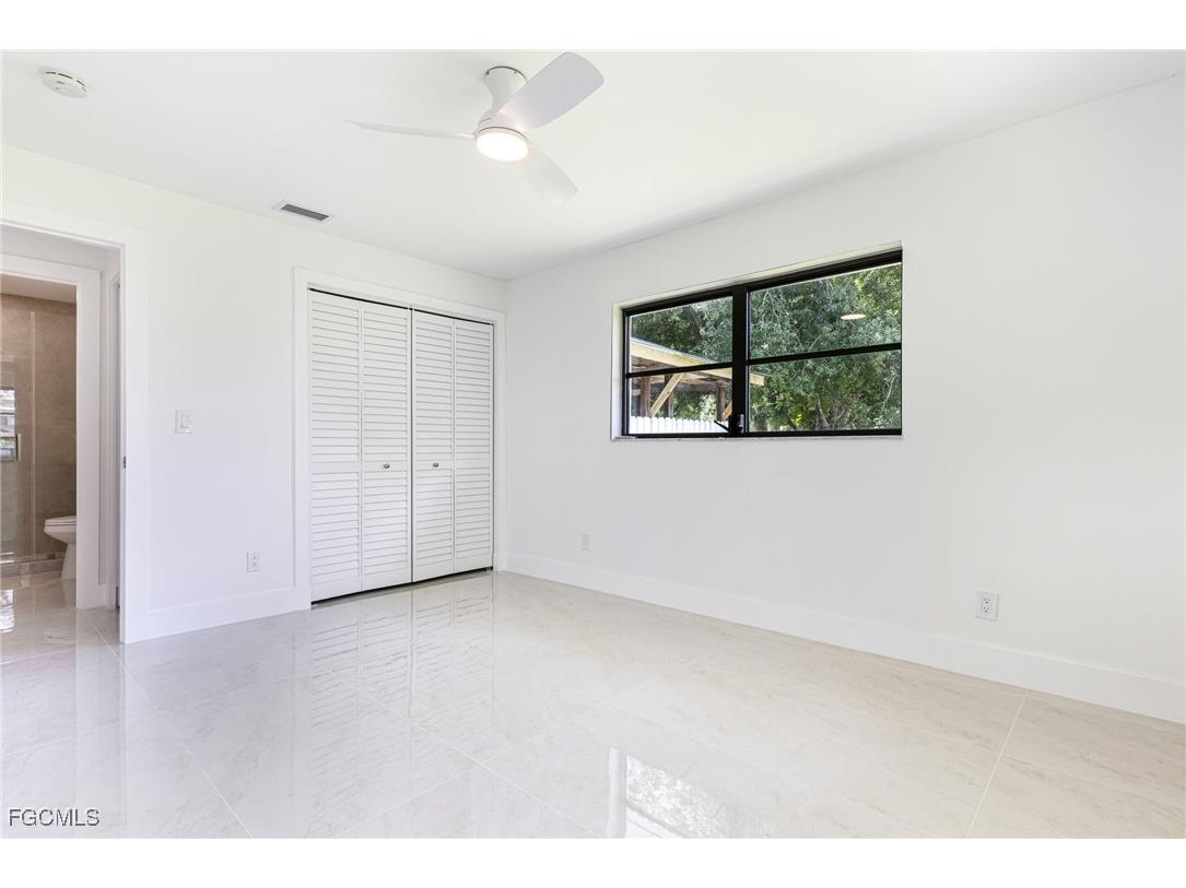 7436 Dana Lin Circle North Fort Myers FL 33917 2025022830 image16