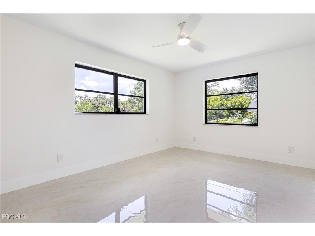 7436 Dana Lin Circle North Fort Myers FL 33917 2025022830 image20