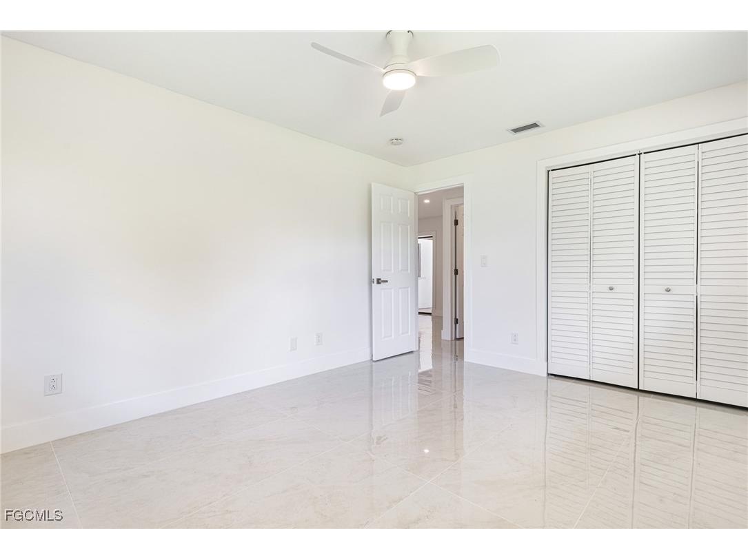 7436 Dana Lin Circle North Fort Myers FL 33917 2025022830 image21