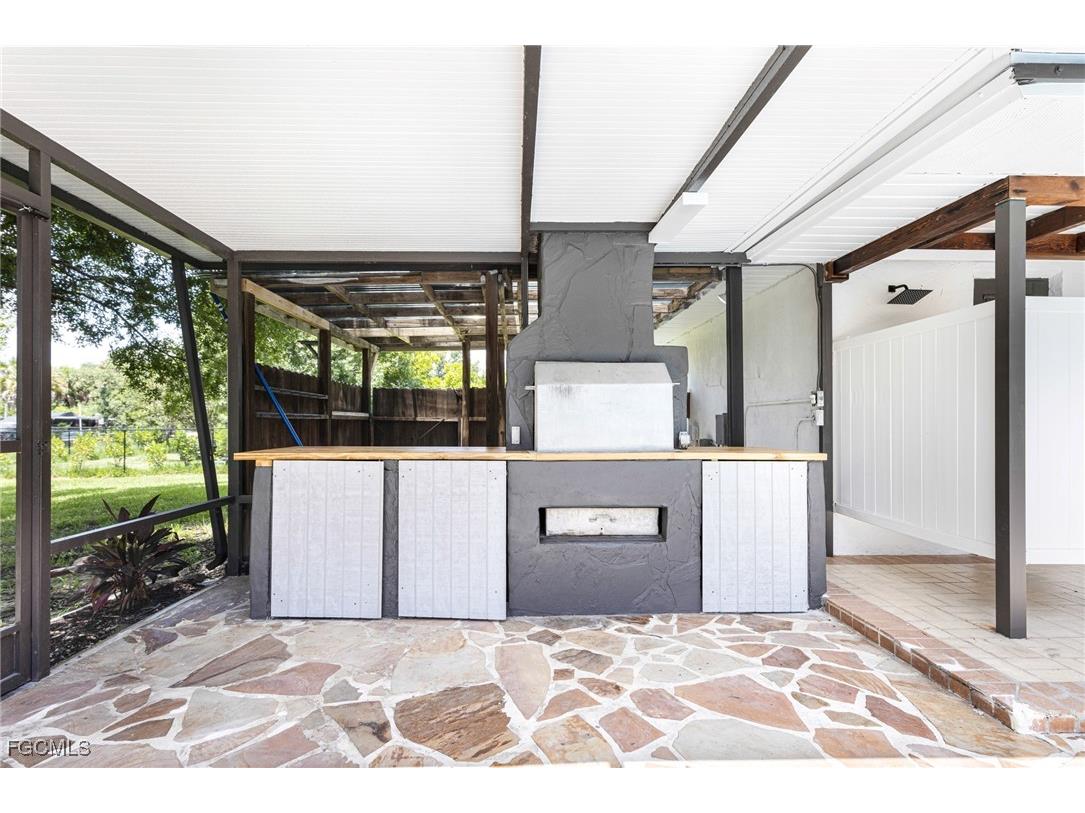 7436 Dana Lin Circle North Fort Myers FL 33917 2025022830 image30