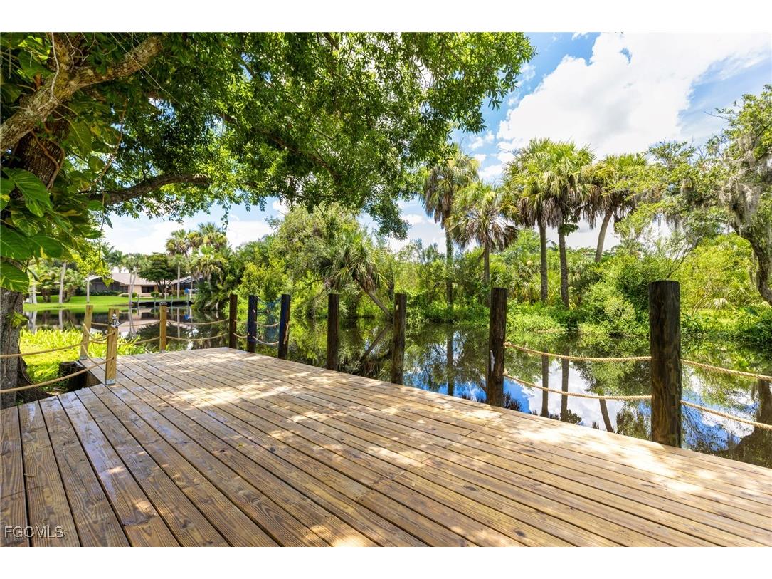 7436 Dana Lin Circle North Fort Myers FL 33917 2025022830 image32