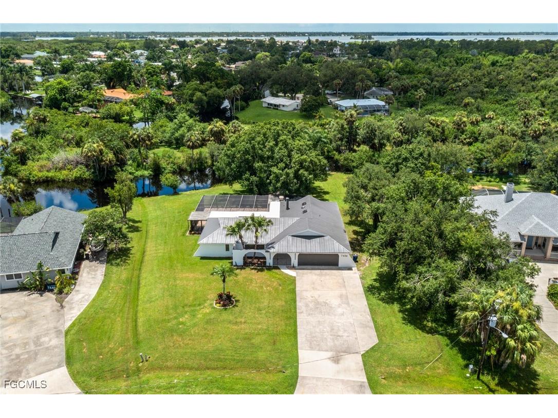 7436 Dana Lin Circle North Fort Myers FL 33917 2025022830 image33