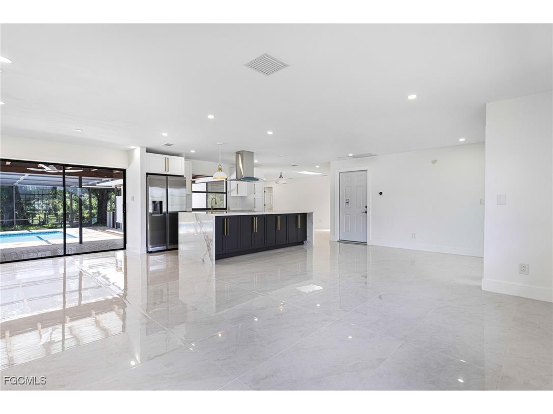 7436 Dana Lin Circle North Fort Myers FL 33917 2025022830 image8