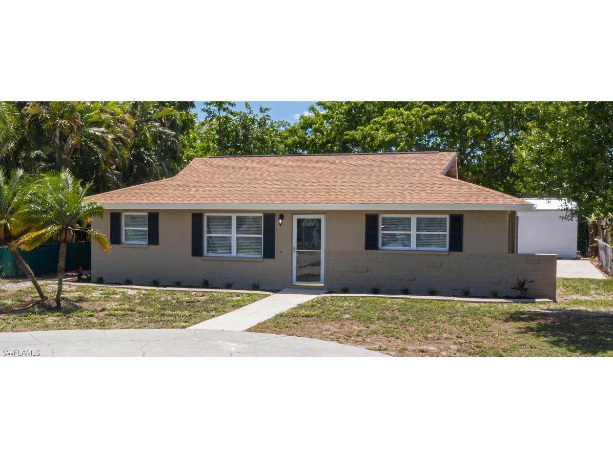 7436 Pine Drive Fort Myers FL 33967 224040385 image1