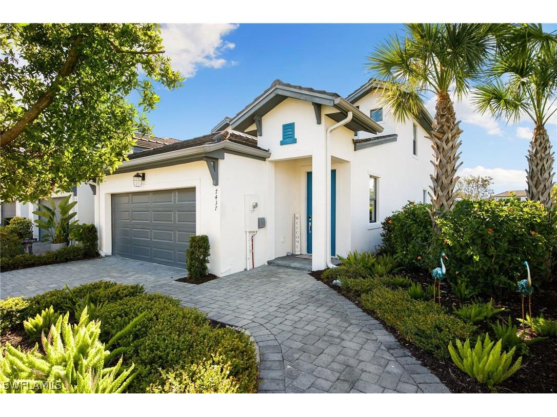 7437 Rockefeller Drive Naples FL 34119 226006059 image1