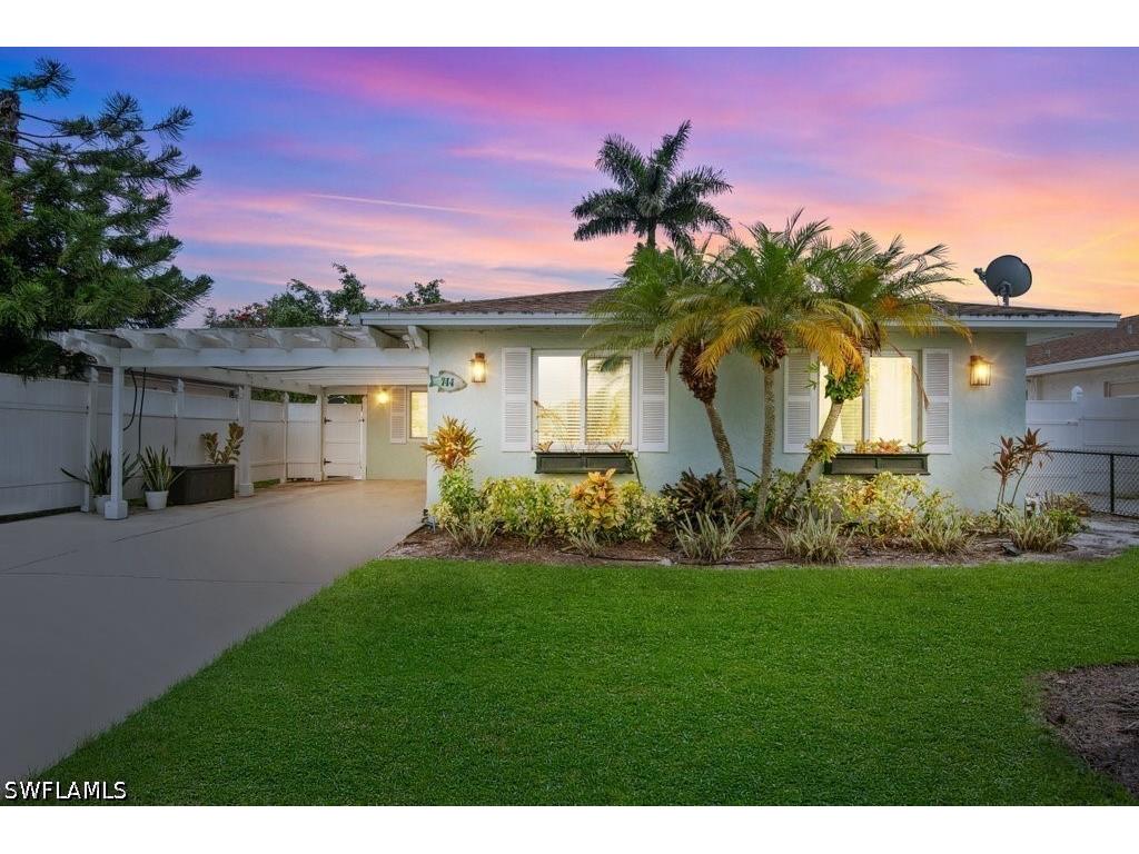 744 94th Avenue N Naples FL 34108 226022981 image1