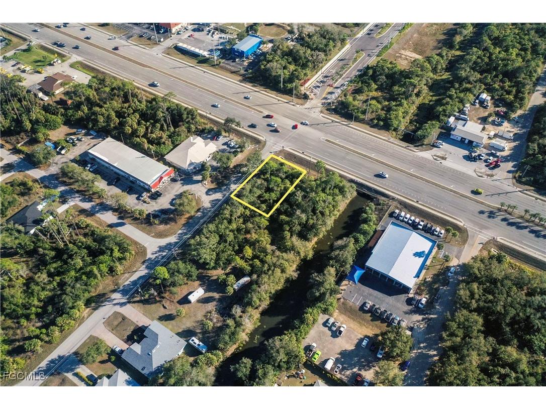 744 Tamiami Trail Port Charlotte FL 33953 2026004443 image3