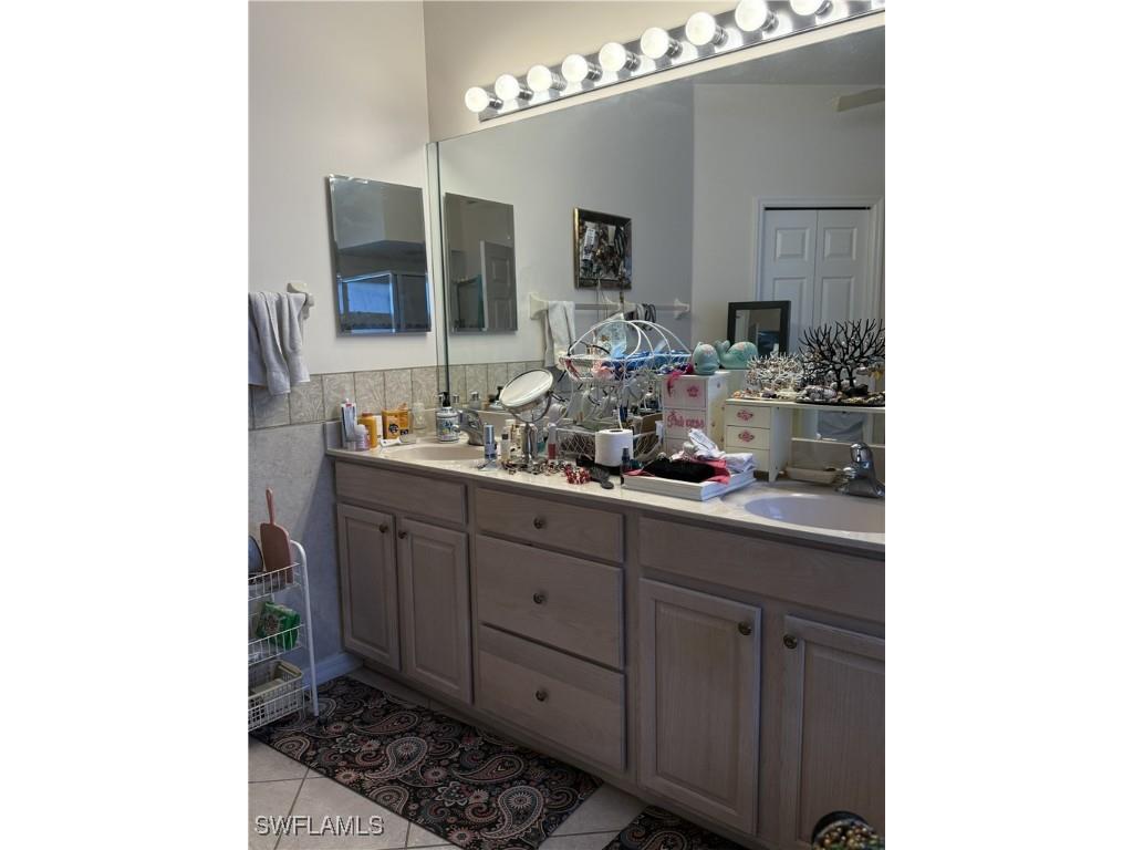 7442 Meldin Court Naples FL 34104 225081808 image16