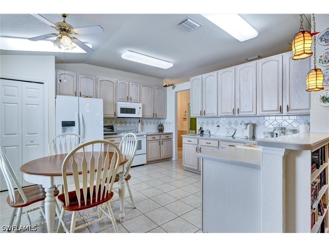 7442 Meldin Court Naples FL 34104 225081808 image19