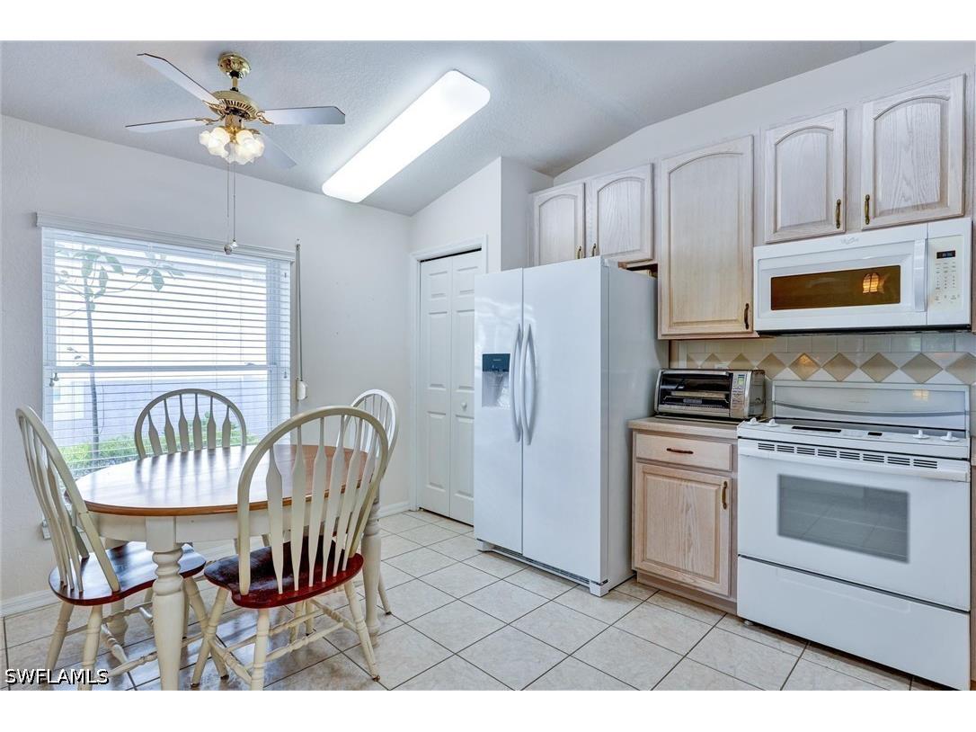 7442 Meldin Court Naples FL 34104 225081808 image21