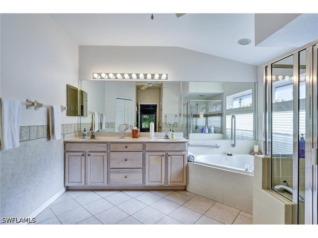 7442 Meldin Court Naples FL 34104 225081808 image37