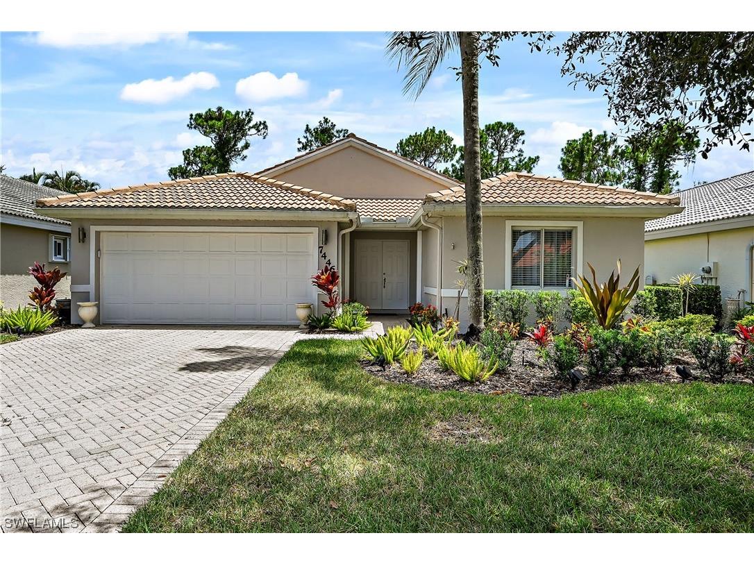 7446 Meldin Court Naples FL 34104 223053246 image1