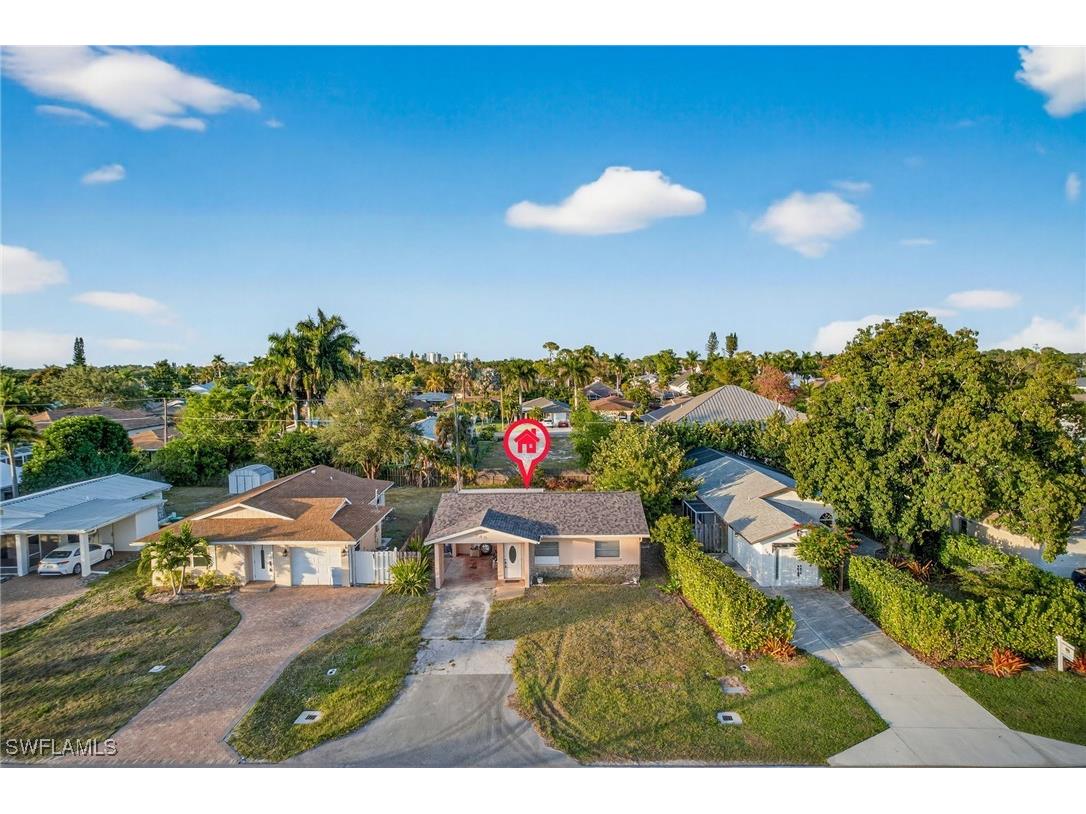 745 105th Avenue N Naples FL 34108 226002401 image1