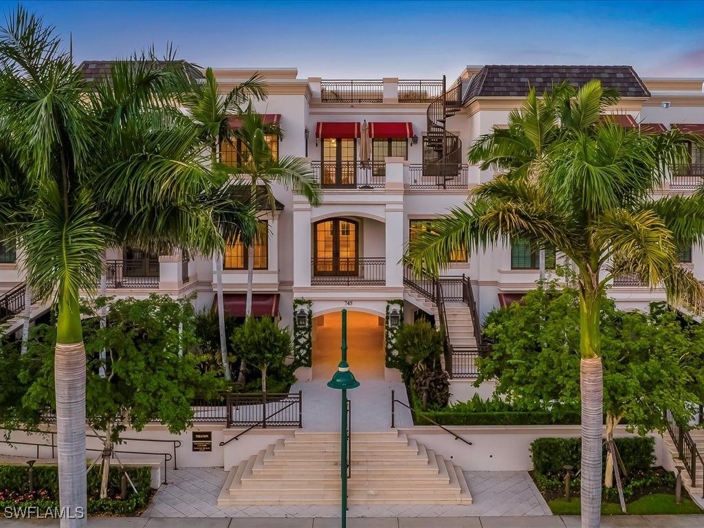 745 12th Avenue S #102 Naples FL 34102 225079054 image2