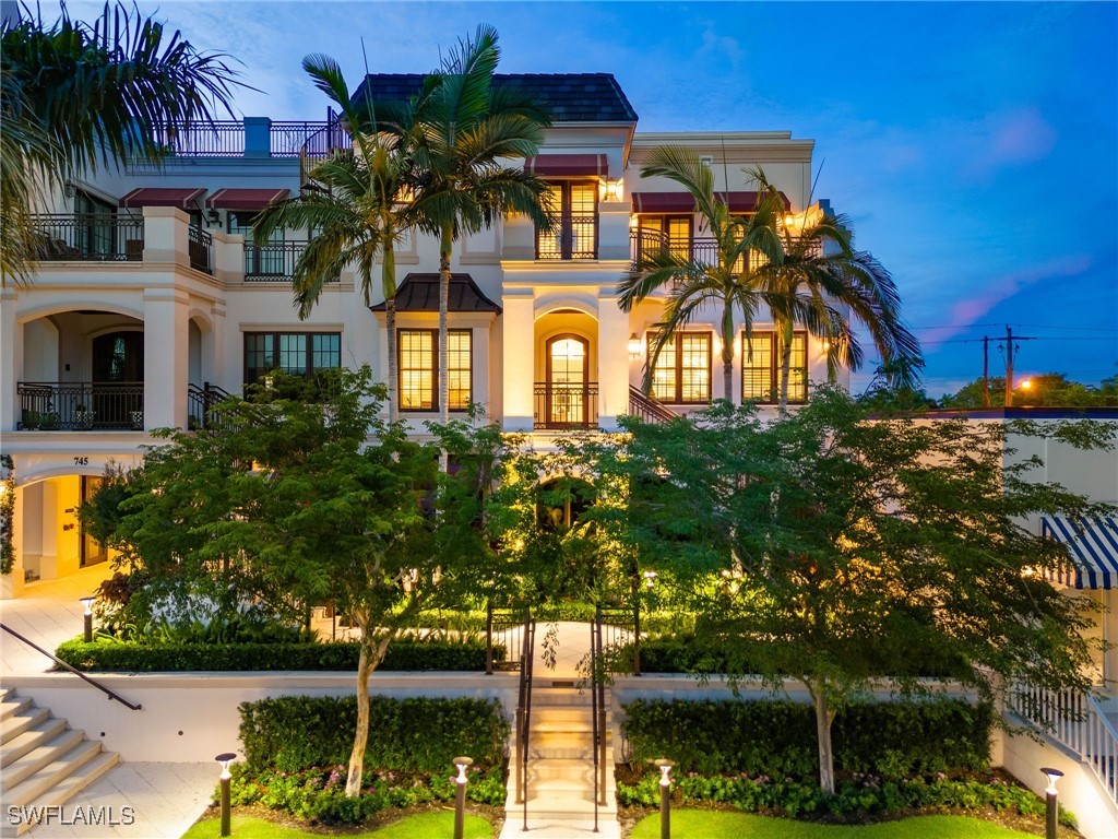 745 12th Avenue S #103 Naples FL 34102 225081202 image1