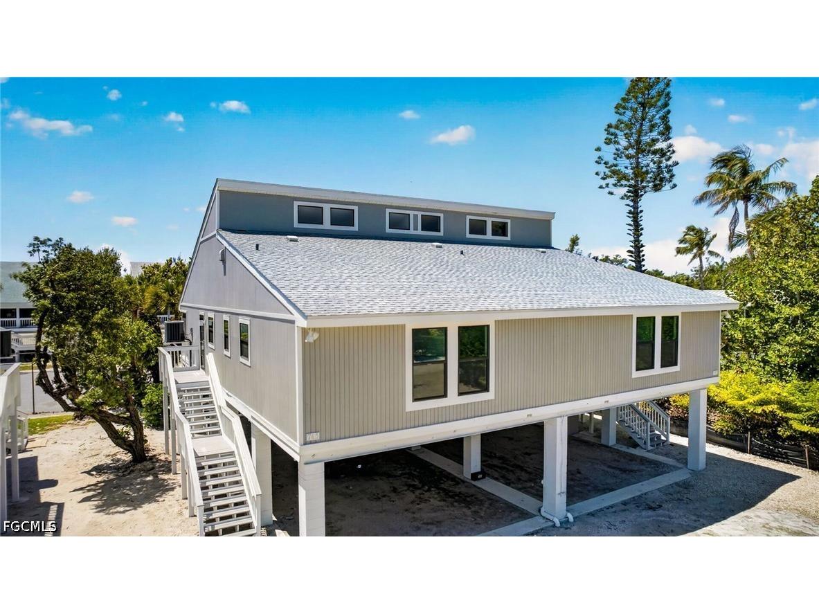 745 Cardium Street Sanibel FL 33957 2026019667 image2