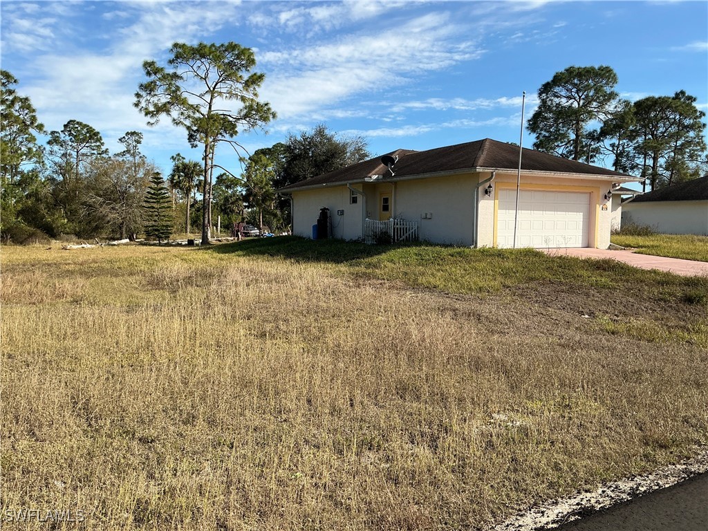 745 Oro Avenue S Lehigh Acres FL 33974 226002641 image4