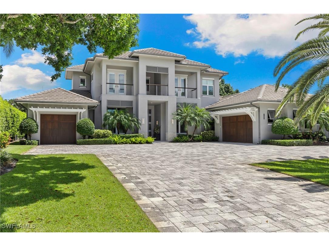 745 Riviera Drive Naples FL 34103 225062712 image1