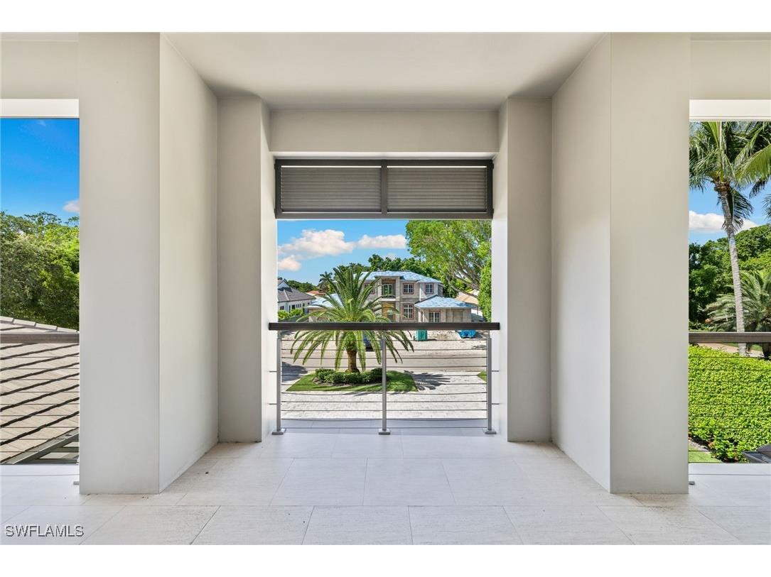 745 Riviera Drive Naples FL 34103 225062712 image29