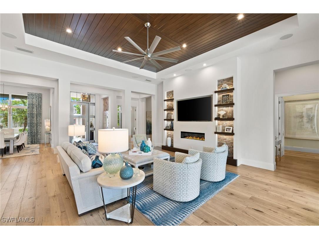 745 Riviera Drive Naples FL 34103 225062712 image7