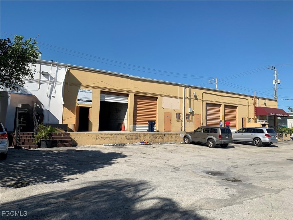 7451 NW 72 Avenue Medley FL 33166 2025016526 image16