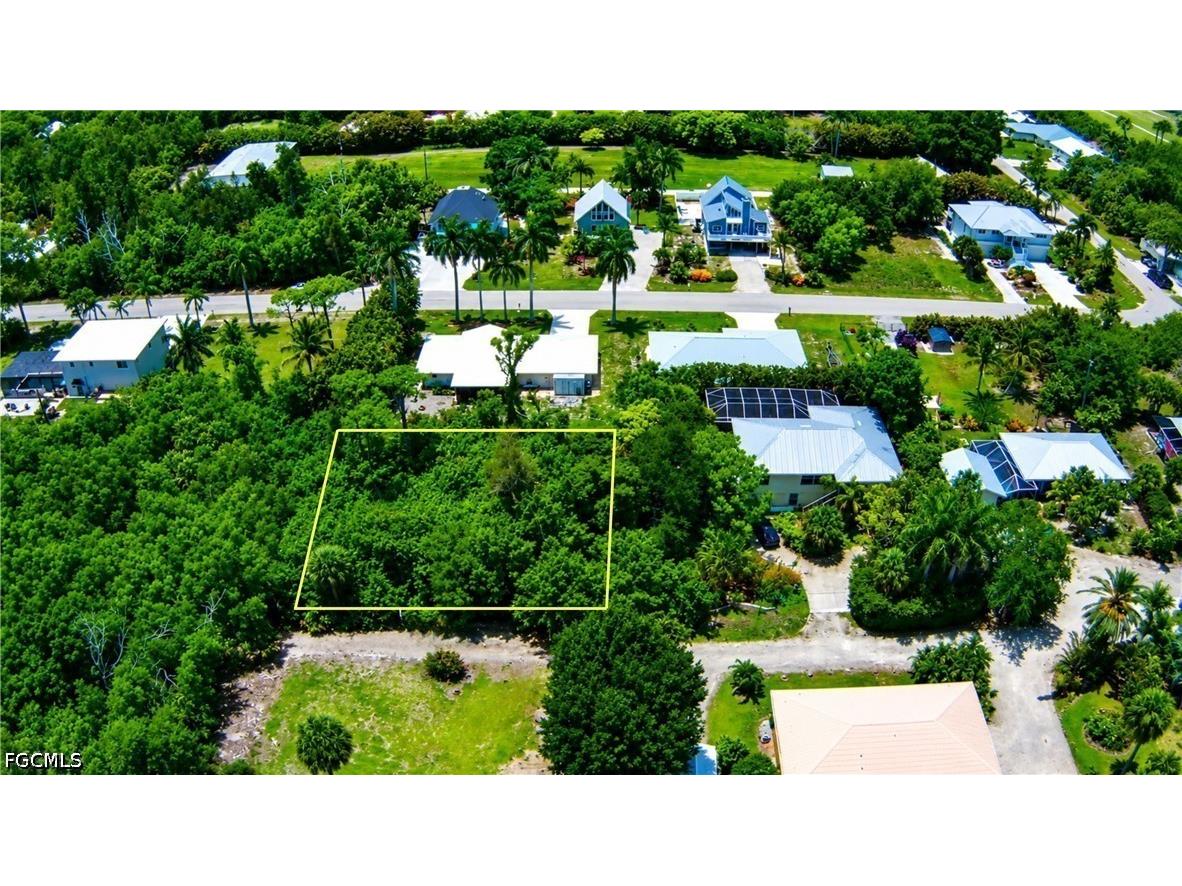 7455 Georgiana Drive Bokeelia FL 33922 2026025225 image3