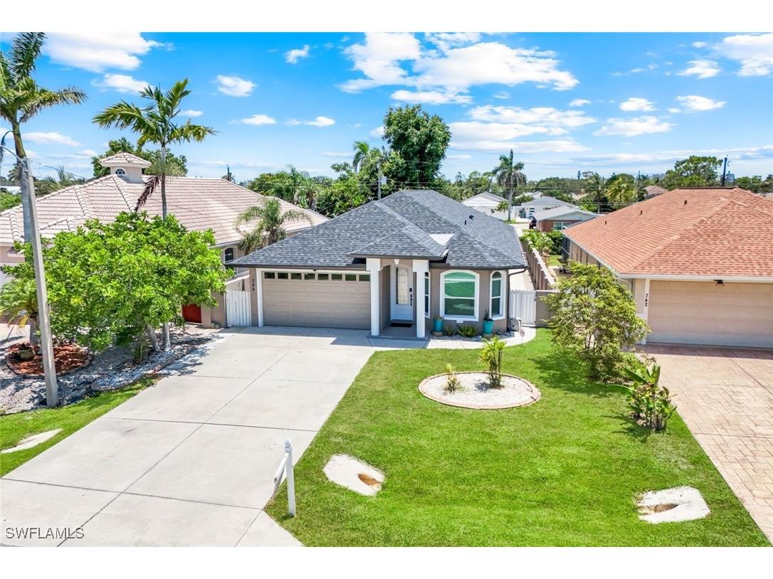 746 101st Avenue N Naples FL 34108 226004324 image1