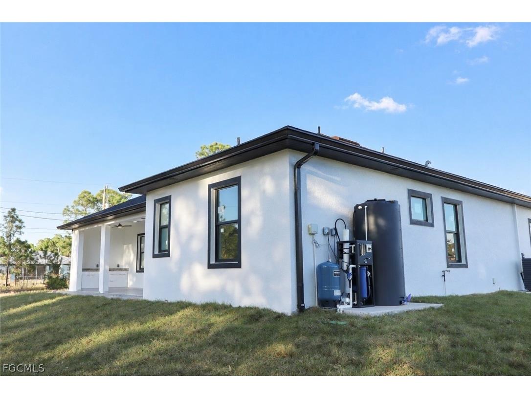746 Breamer Avenue S Lehigh Acres FL 33974 2026008645 image31
