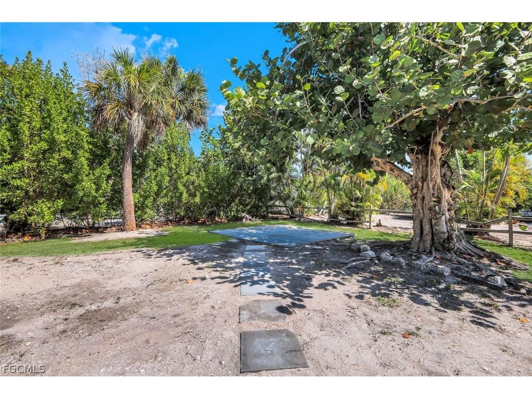 746 Cardium Street Sanibel FL 33957 2026011777 image25