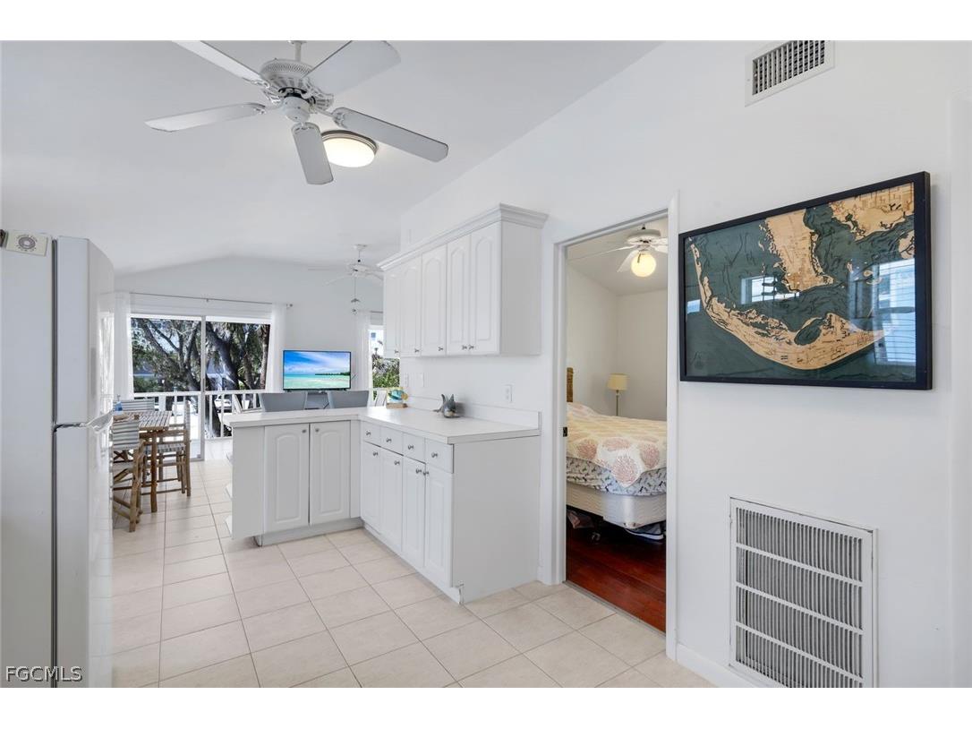 746 Cardium Street Sanibel FL 33957 2026011777 image9
