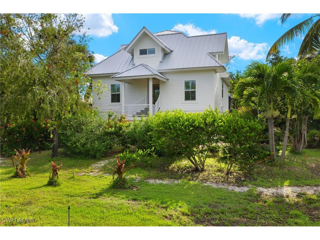 746 Nerita Street Sanibel FL 33957 224073811 image1