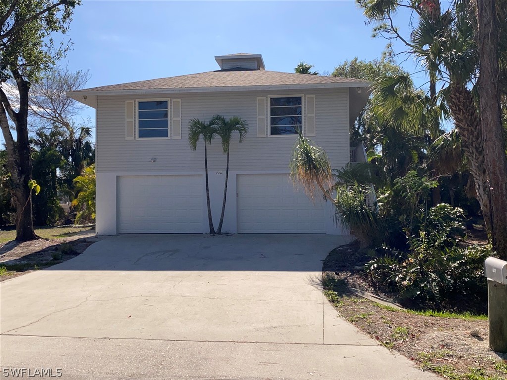 746 Park Avenue Naples FL 34110 222040054 image1
