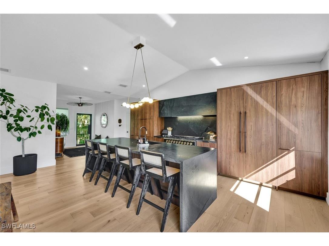 746 Park Avenue Naples FL 34110 225072274 image2