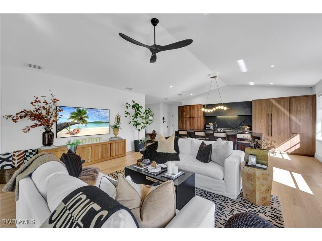 746 Park Avenue Naples FL 34110 225072274 image3