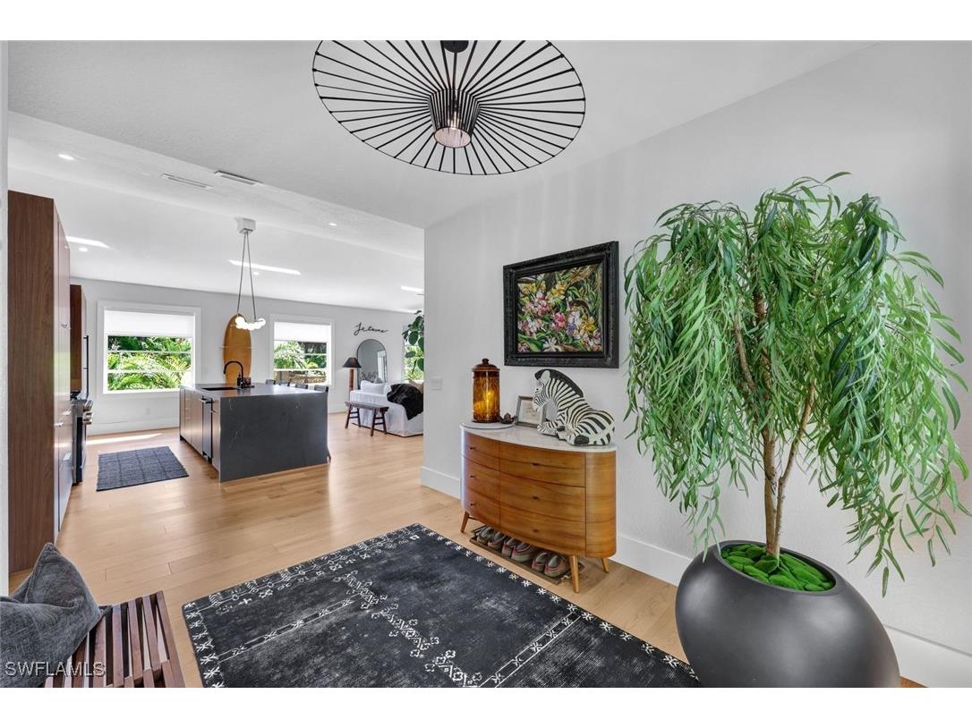 746 Park Avenue Naples FL 34110 225072274 image6