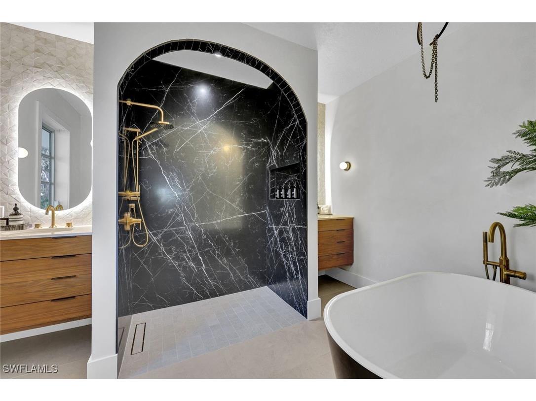 746 Park Avenue Naples FL 34110 225072274 image9