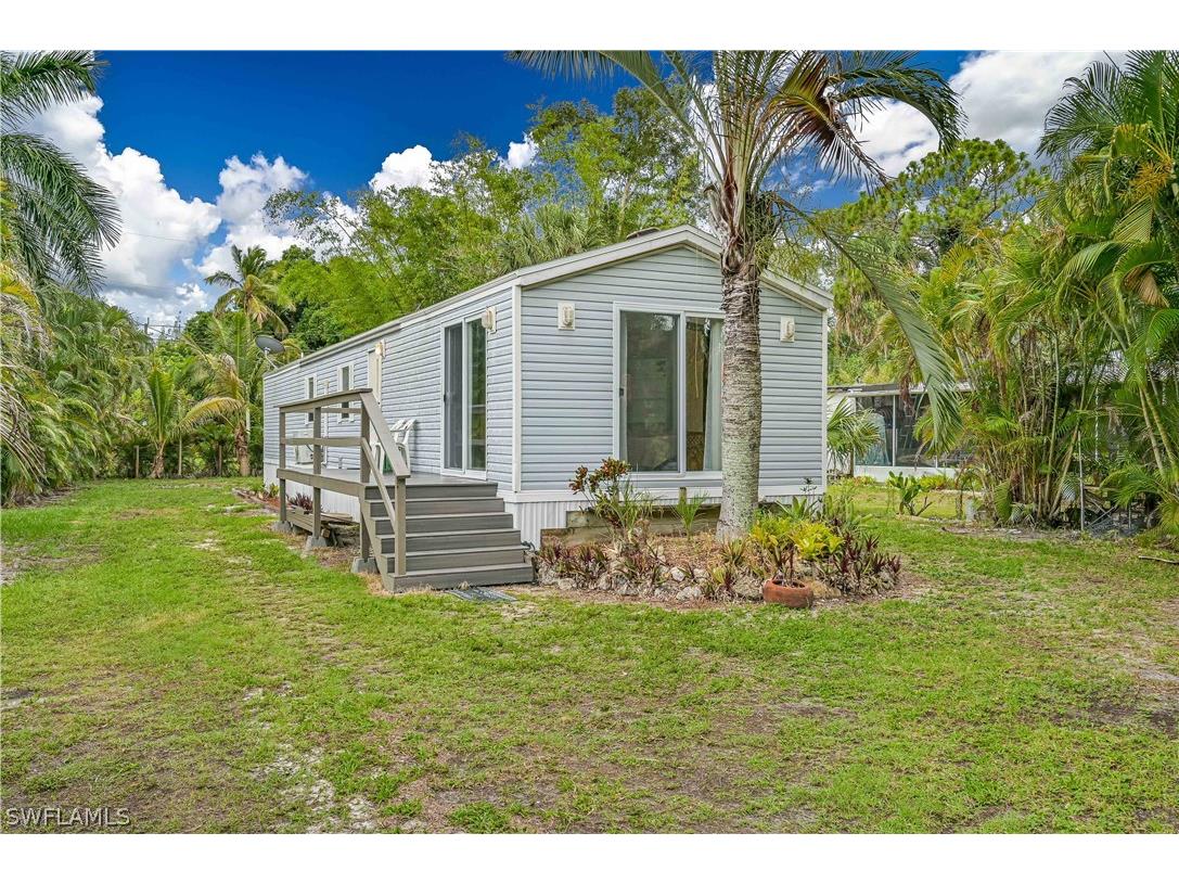 7461 Pinehurst Road Bokeelia FL 33922 222044187 image1