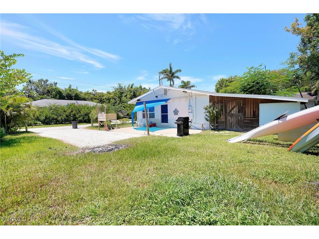 7462 Pentz Road Bokeelia FL 33922 2025007176 image1