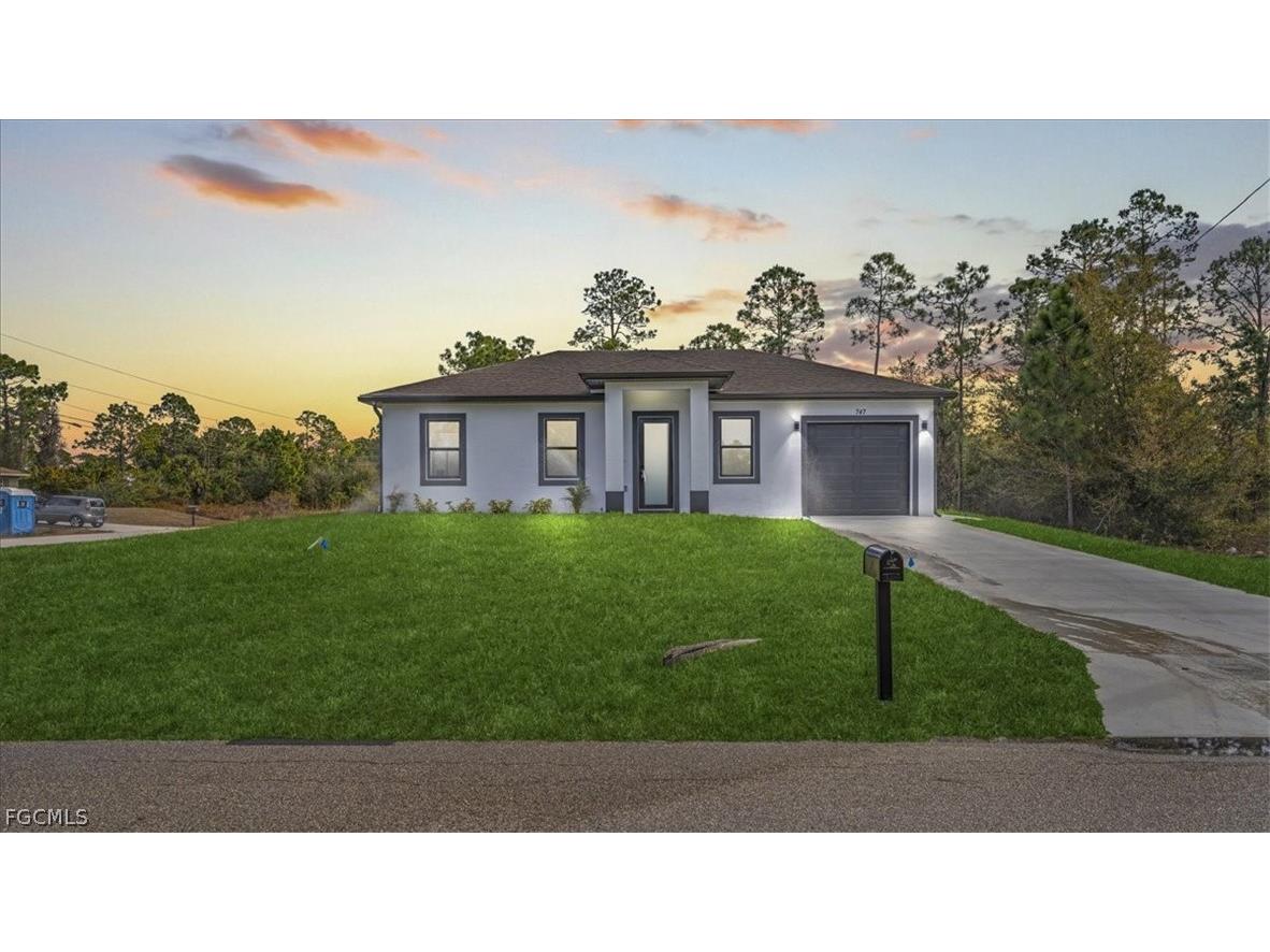 747 Anaconda Avenue S Lehigh Acres FL 33974 2026007456 image1