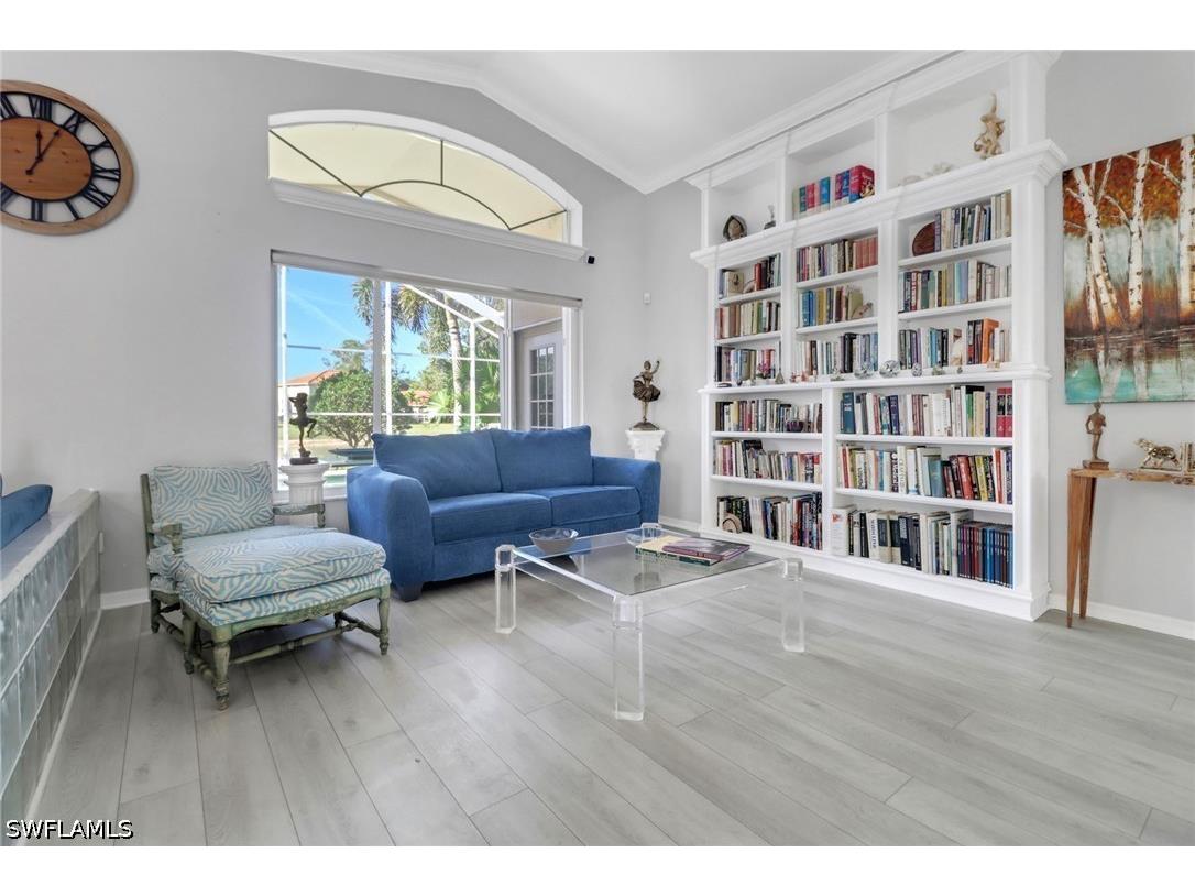 7477 Lourdes Court Naples FL 34104 226017839 image4