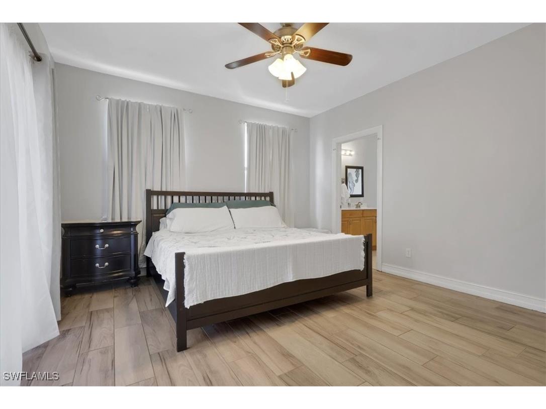 748 41st Avenue NW Naples FL 34120 225079791 image21