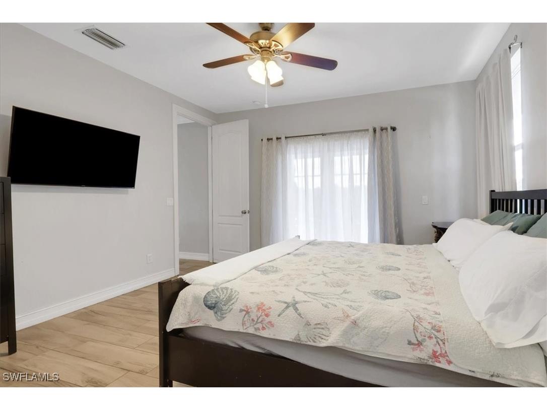 748 41st Avenue NW Naples FL 34120 225079791 image22