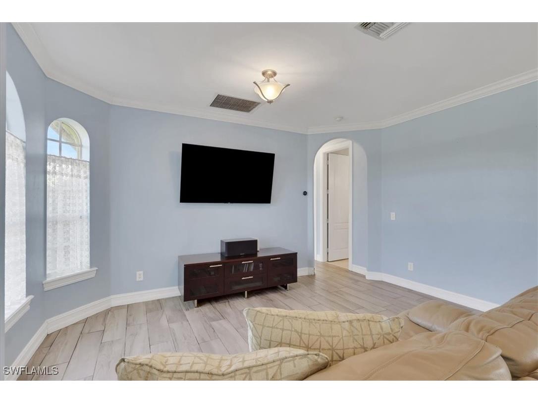 748 41st Avenue NW Naples FL 34120 225079791 image7