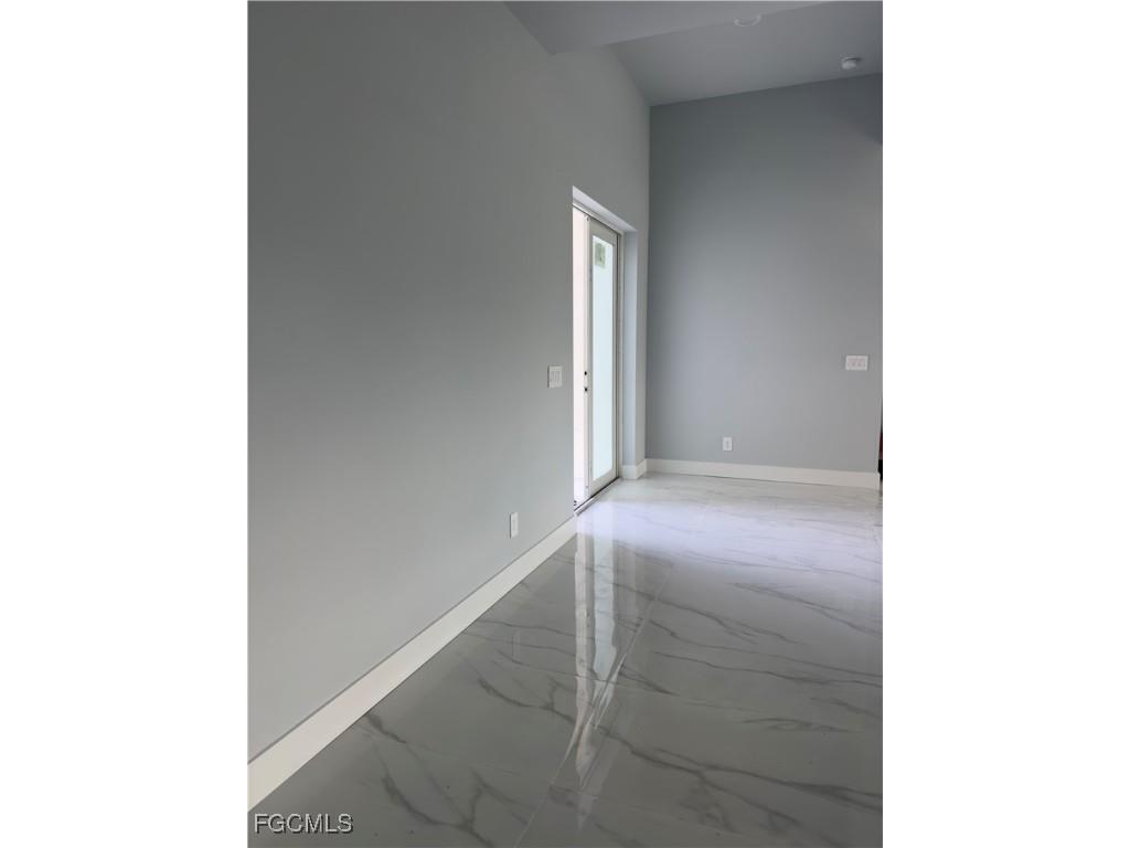 748 Chestnut Street E Lehigh Acres FL 33974 2025023483 image18